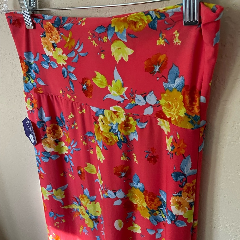 **NWT** size M Agnes & Dora maxi skirt